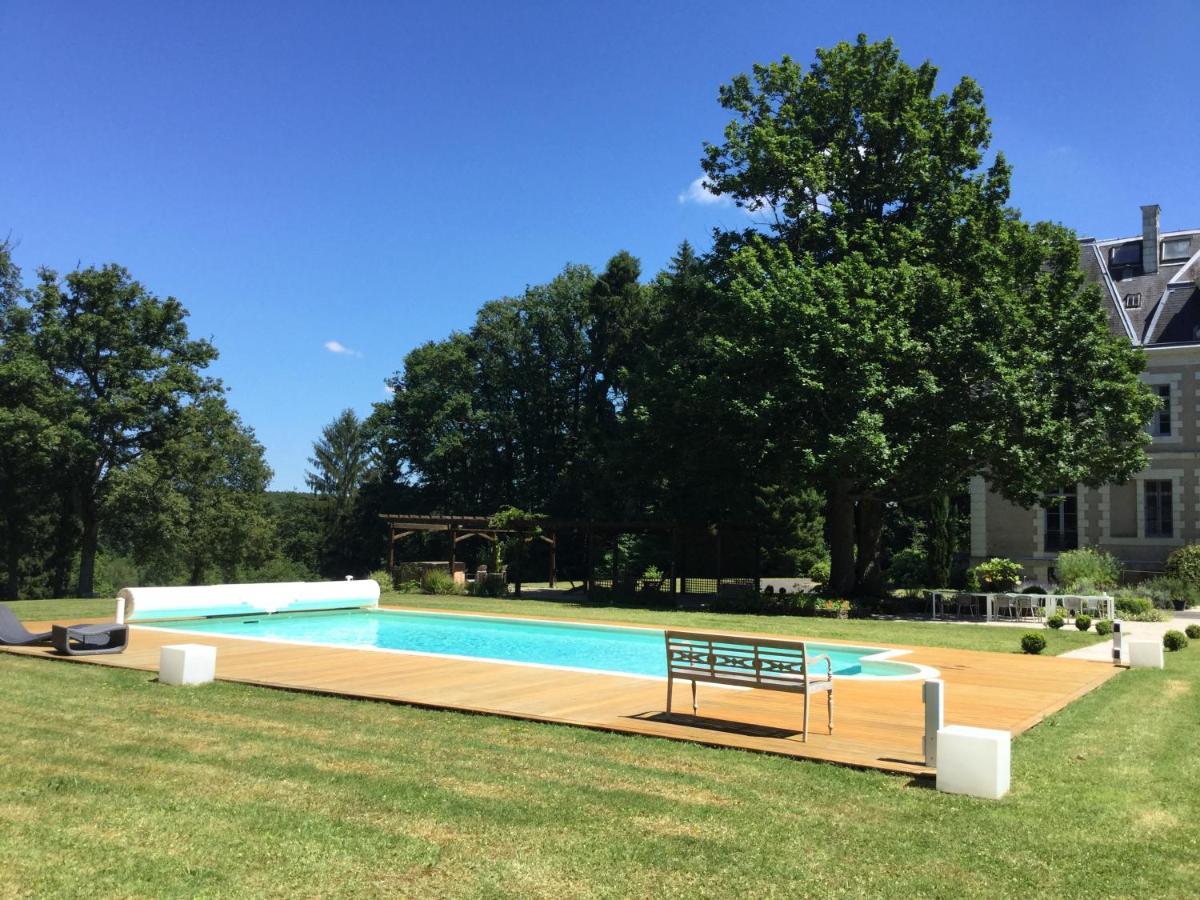 Chateau Des Essards Avec Piscine Et Jacuzzi Langeais Exterior photo