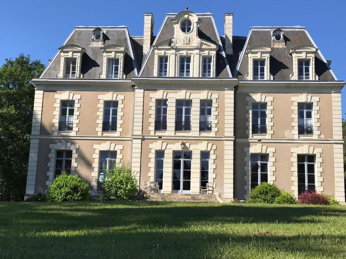 Chateau Des Essards Avec Piscine Et Jacuzzi Langeais Exterior photo
